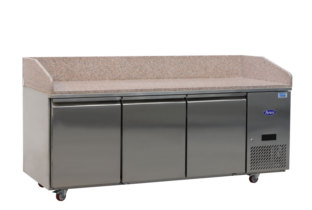 PF.HZ - Refrigerated pizza counter with granite work top 200
