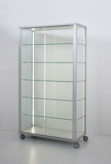 VV.VE01 - Upright 2 door display cabinet, non-refrigerated